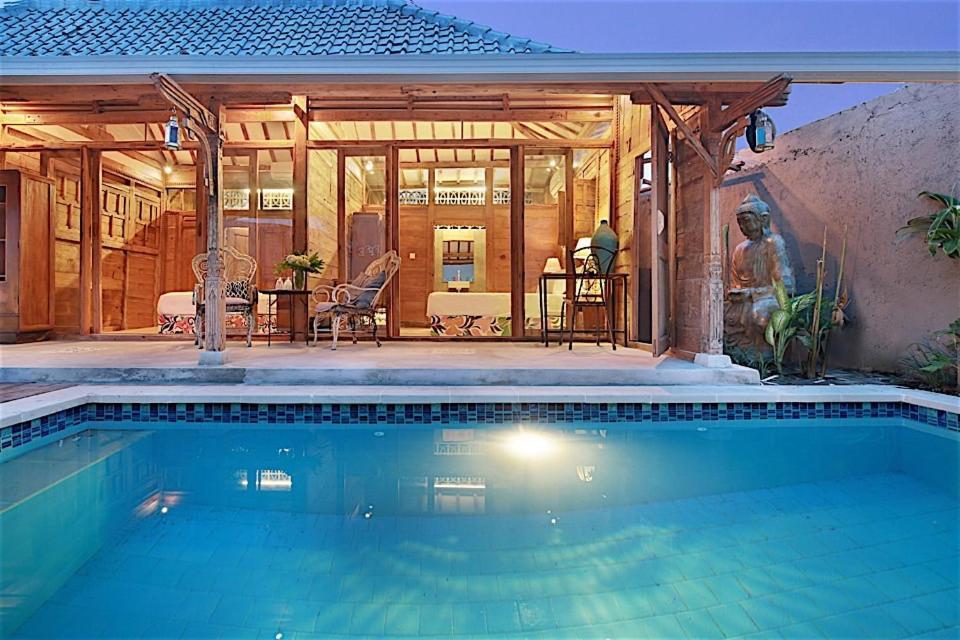 Villa Joglo Batu Belig Canggu Εξωτερικό φωτογραφία